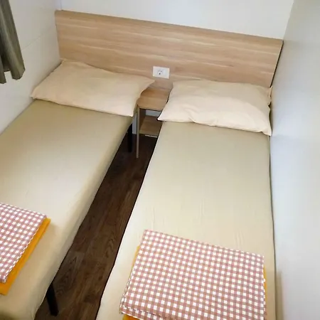 Parque de vacaciones Mobilehomes In - Paklenica Riviera 6831