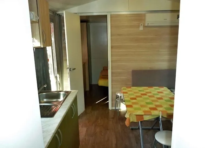 Tatil parkı Mobilehomes In - Paklenica Riviera 6831 Seline